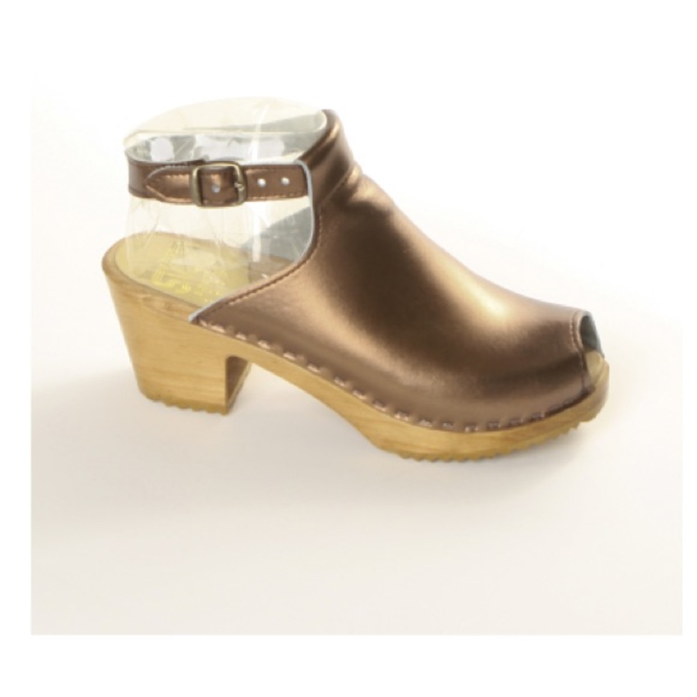 Sven Ankle Halter Strap Peep Toe Swedish Clogs Bronze 3, check Sven sizing.